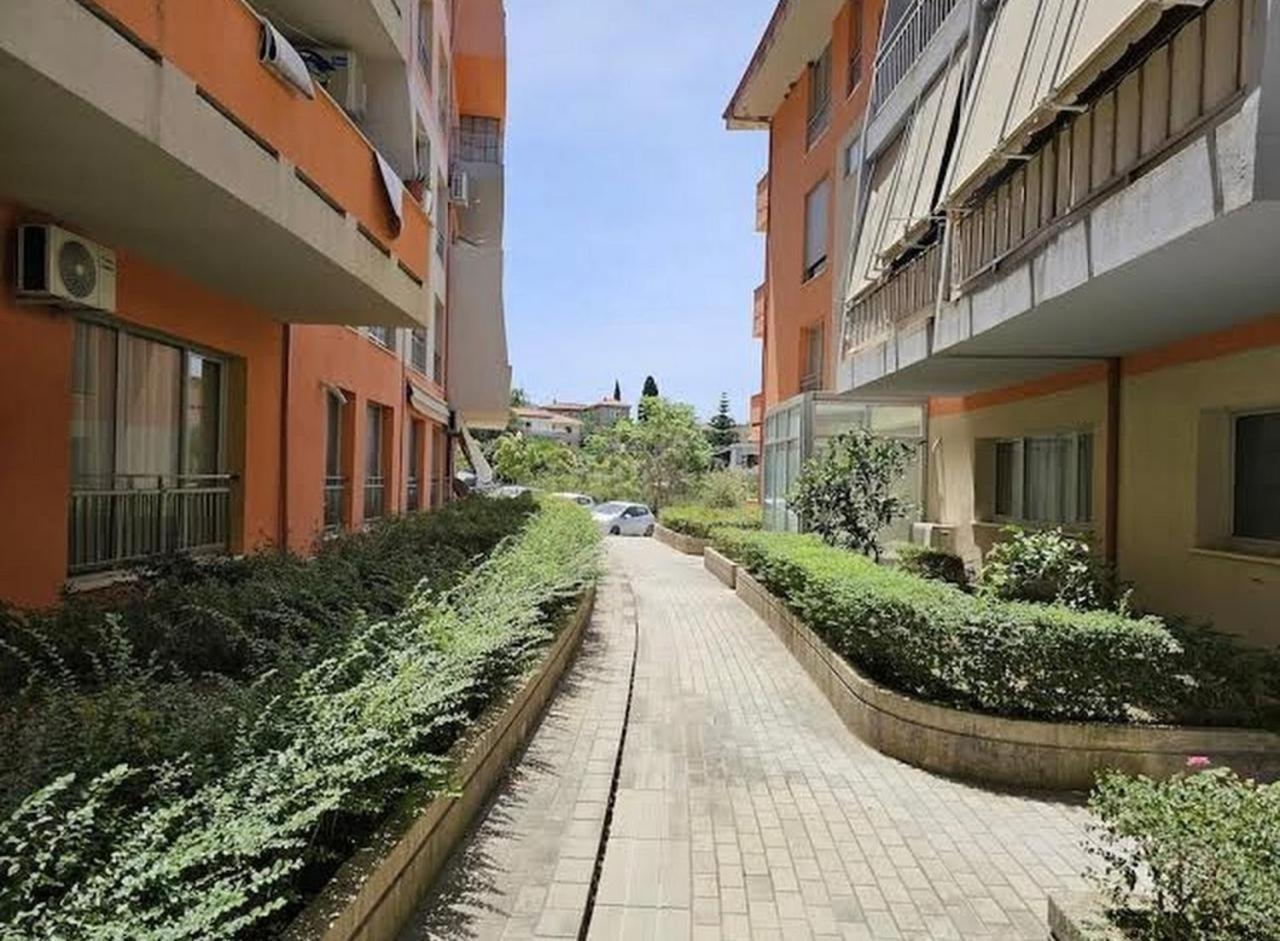 Sea View Apartment Vlorë Exteriör bild